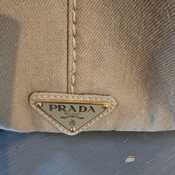 Prada Women's Beige Enameled Metal Triangle Canapa Tote Bag With Twilly - Picture 10 of 15